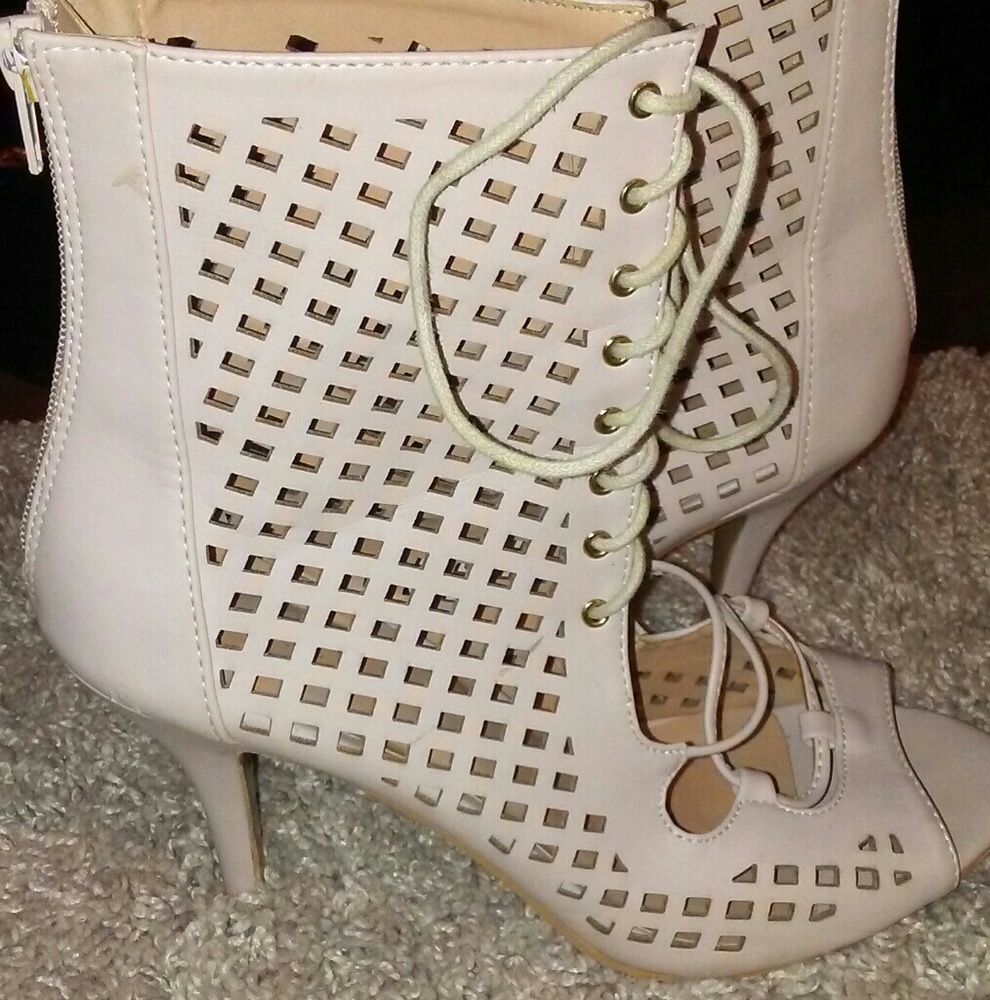 Tan heels
